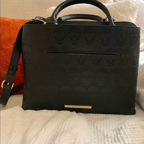 Betsey Johnson Embossed Skull Handbag Set - Picture 2 of 9